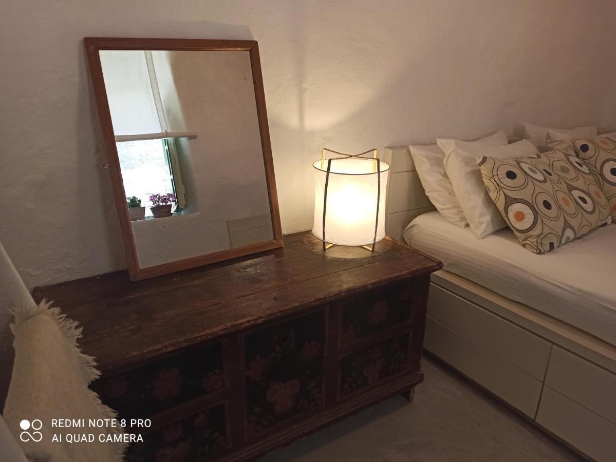 Hidesign Athens Traditional Stone House In Kea's Port Korissia (Kea)