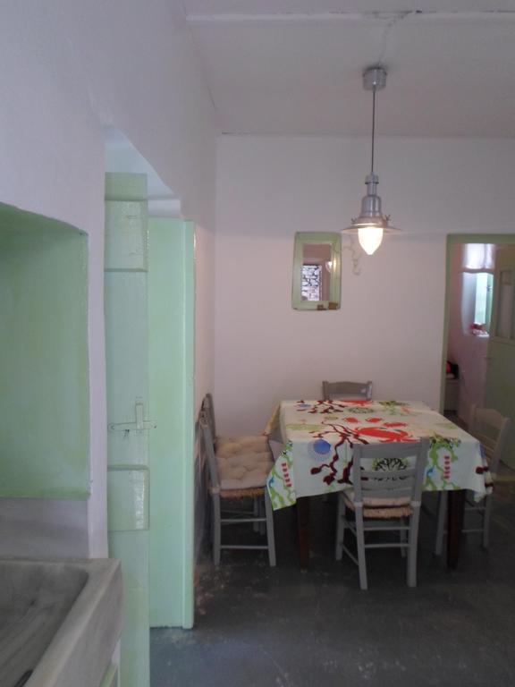 Hidesign Athens Traditional Stone House In Kea's Port Holiday home *