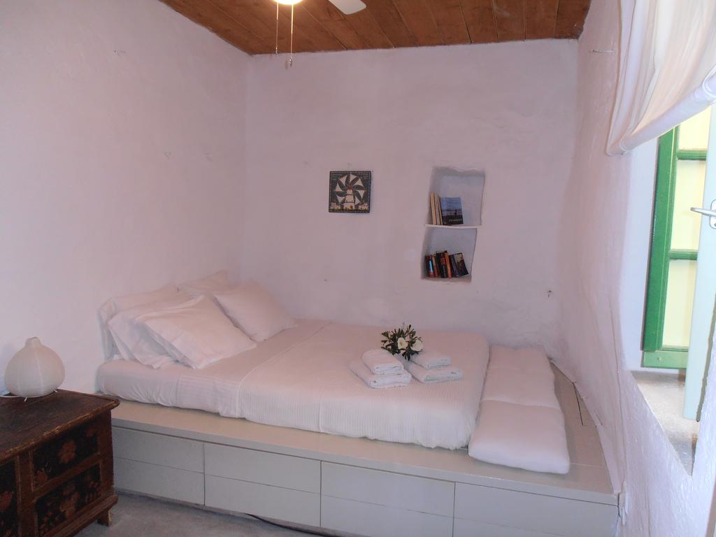 Hidesign Athens Traditional Stone House In Kea's Port Holiday home Korissia (Kea)