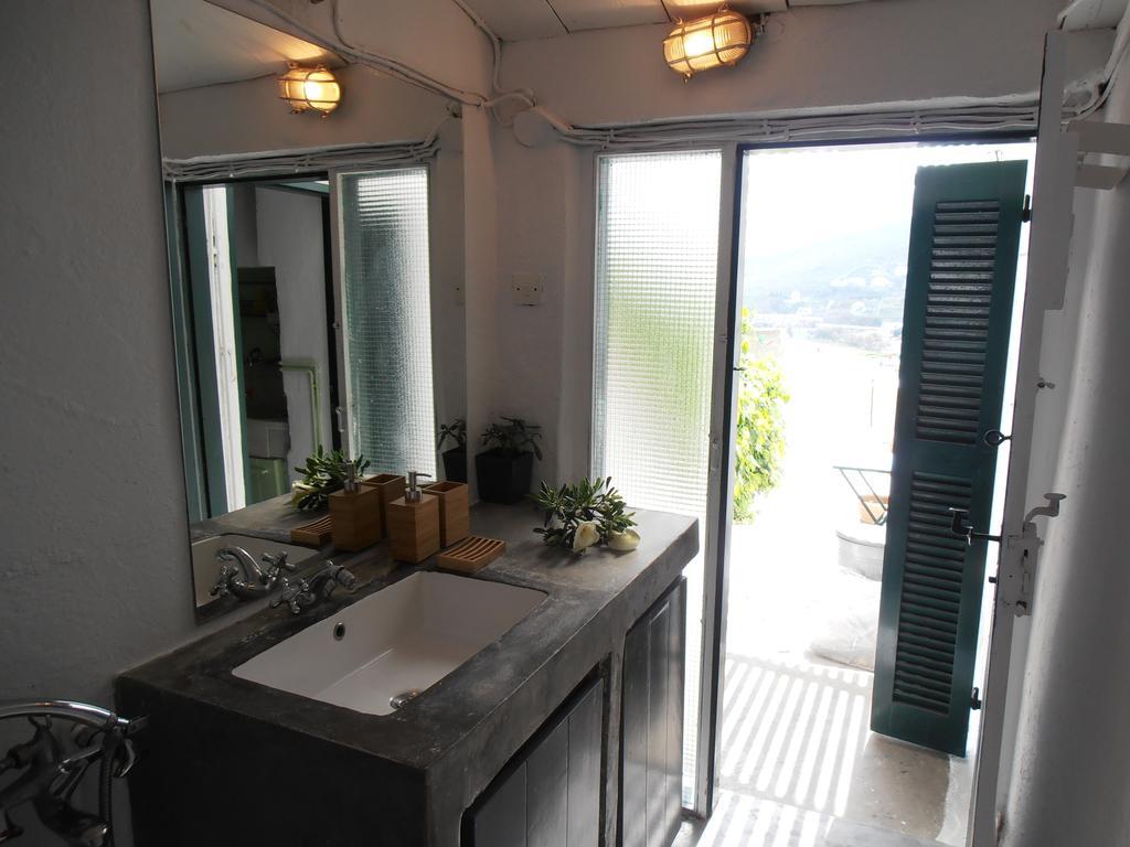 Holiday home Hidesign Athens Traditional Stone House In Kea's Port *
